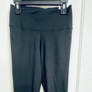 Women's Nike One Capri Leggings Black XSmall DD0247-010 010